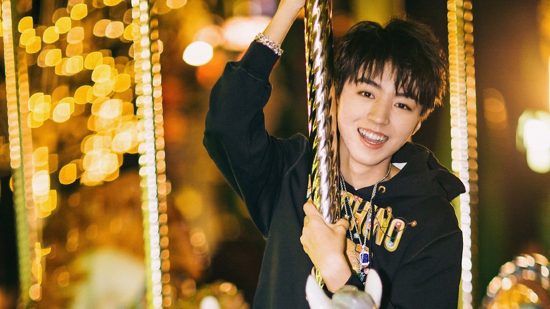 马龙参加公益活动 呼吁关注青少年心理健康，马龙宣传视频