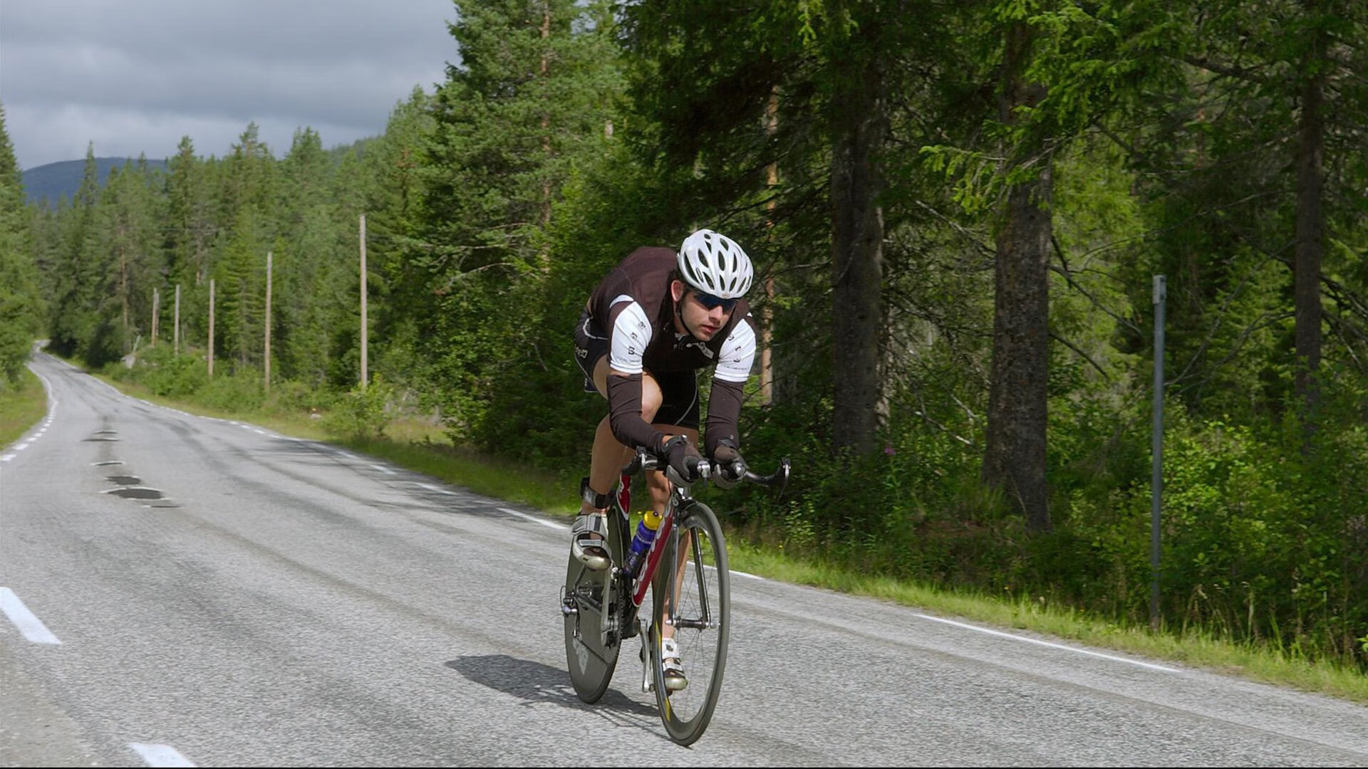 体育品牌国际化发展，体育品牌行业分析